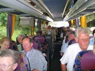 Voller neuer Eindr�cke auf dem Weg nach Hause