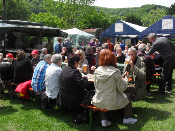 Gro�er Ansturm um die Mittagszeit.