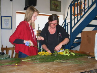 ..die dann umgesetzt werden