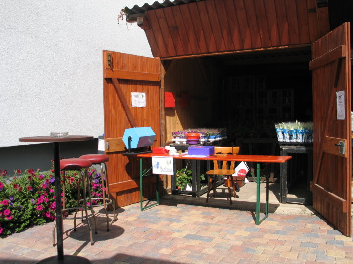 Die gut best�ckte Blumentombola.