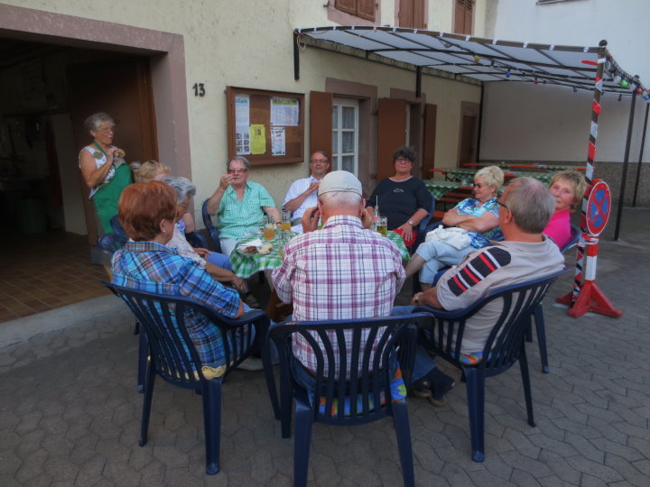 Der Stammtisch gut besetzt