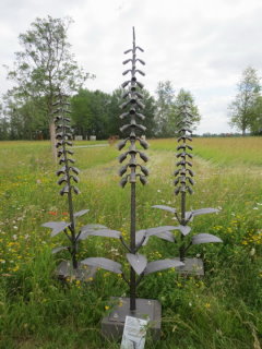 Sch�ne Skulpturen im Eingangsbereich.