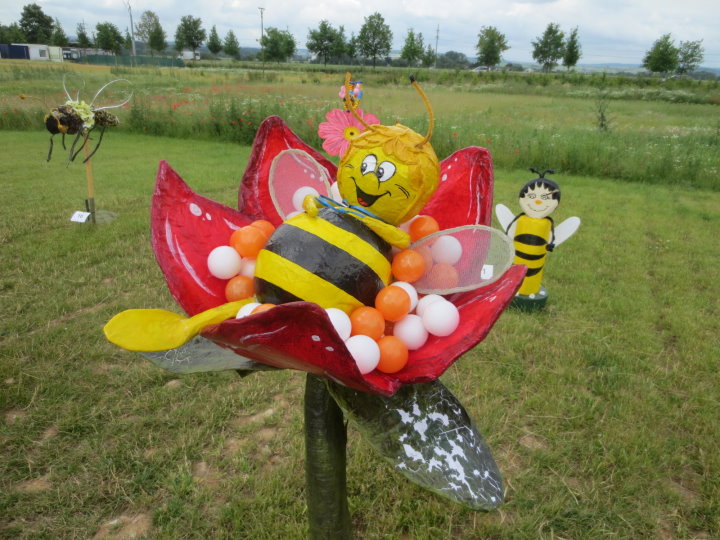 Wettbewerb „Die sch�nste Biene Maja“.