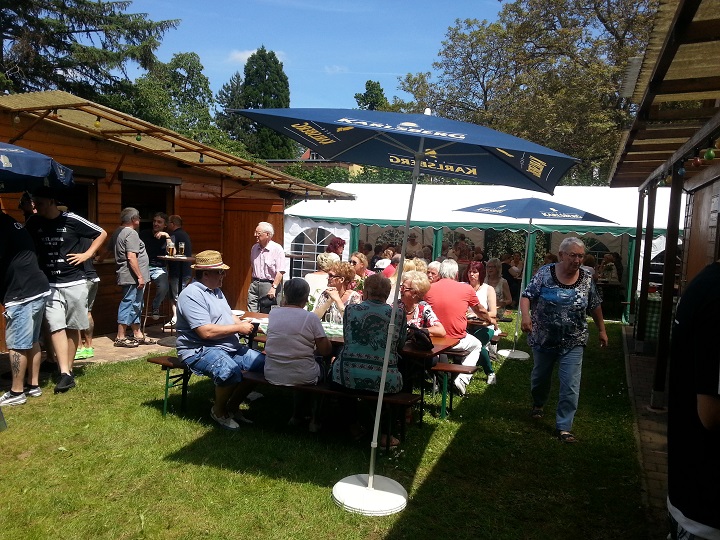 Reger Betrieb bei herrlichem Wetter