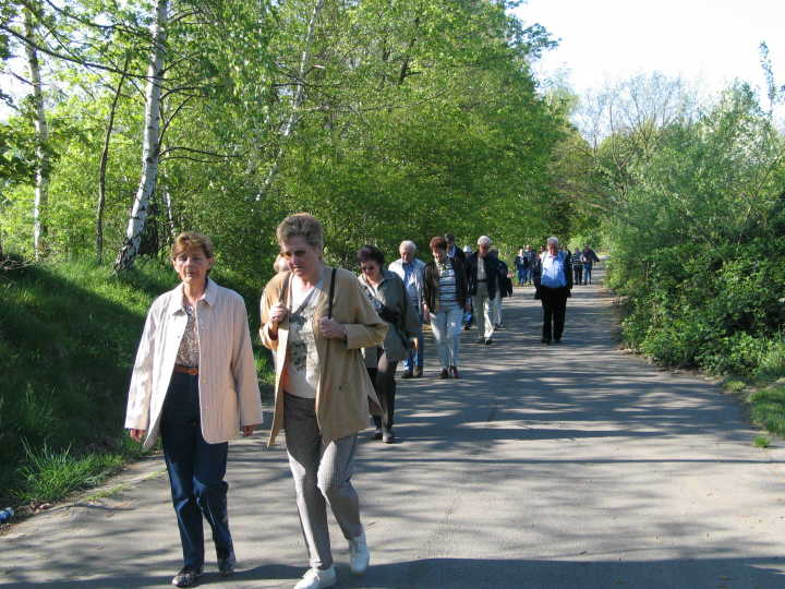 Entlang der alten R�merstrasse (verl�ngerte Julius-Kiefer-Stra�e)
