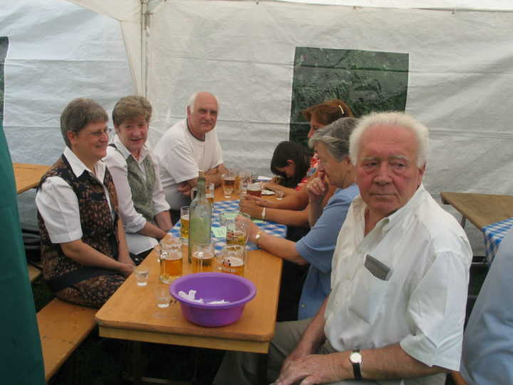 Auch der Obst- und Gartenbauverein G�dingen beehrte uns mit seinem Besuch