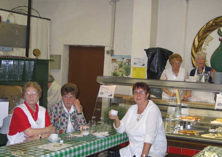 Der selbstgebackene Kuchen war ein �Renner�.