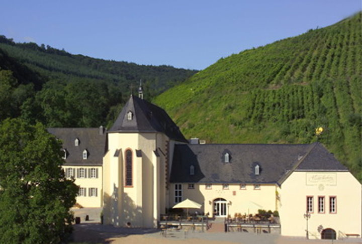 In der Braugastst�tte des Klosters Machern wurde lecker gegessen.